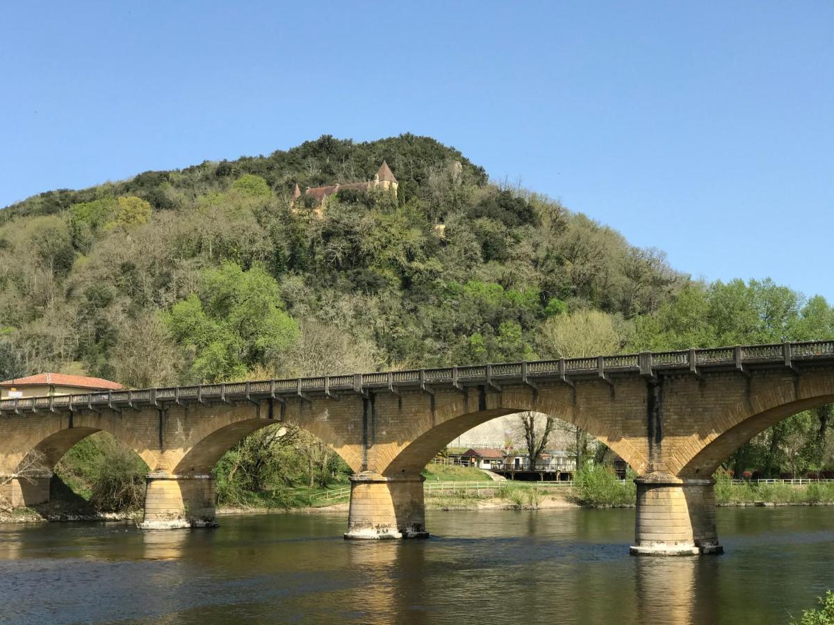 Le Mondou Saint-Julien-de-Lampon エクステリア 写真